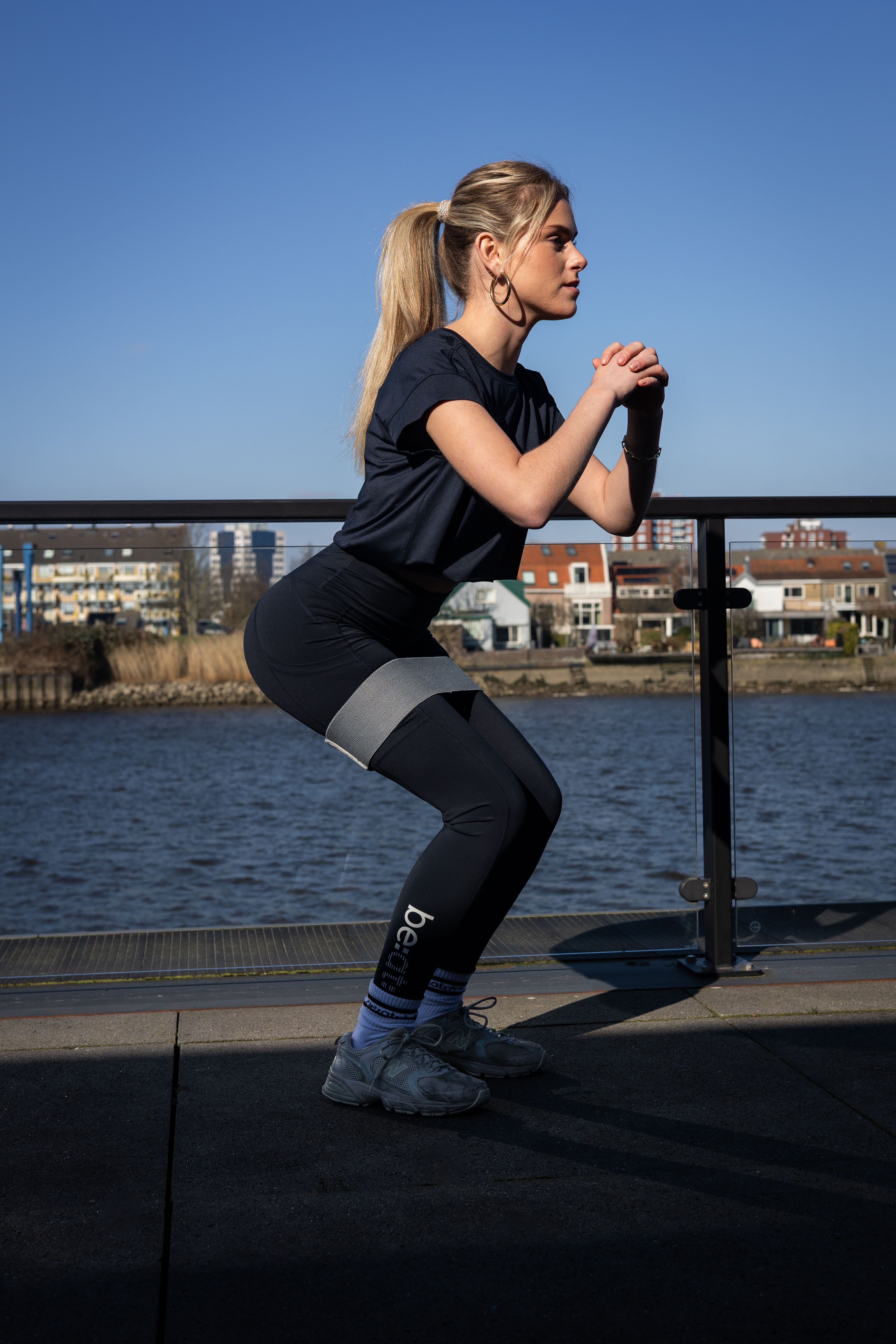 be:at: Corina Tight