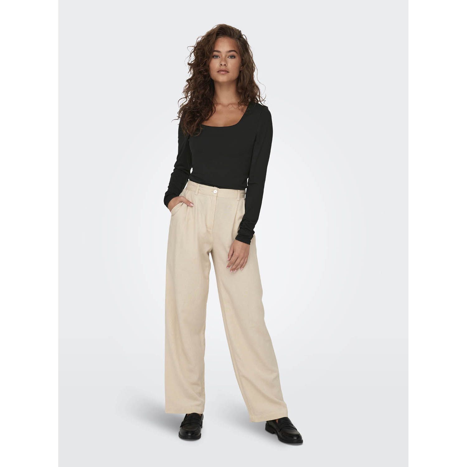 ONLY Lea Deep Neck Top