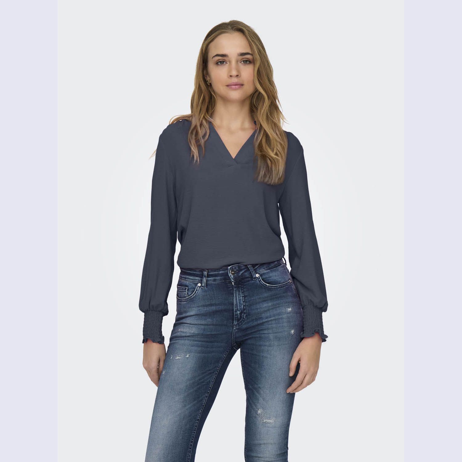 ONLY Mette V-Neck Smock Top 