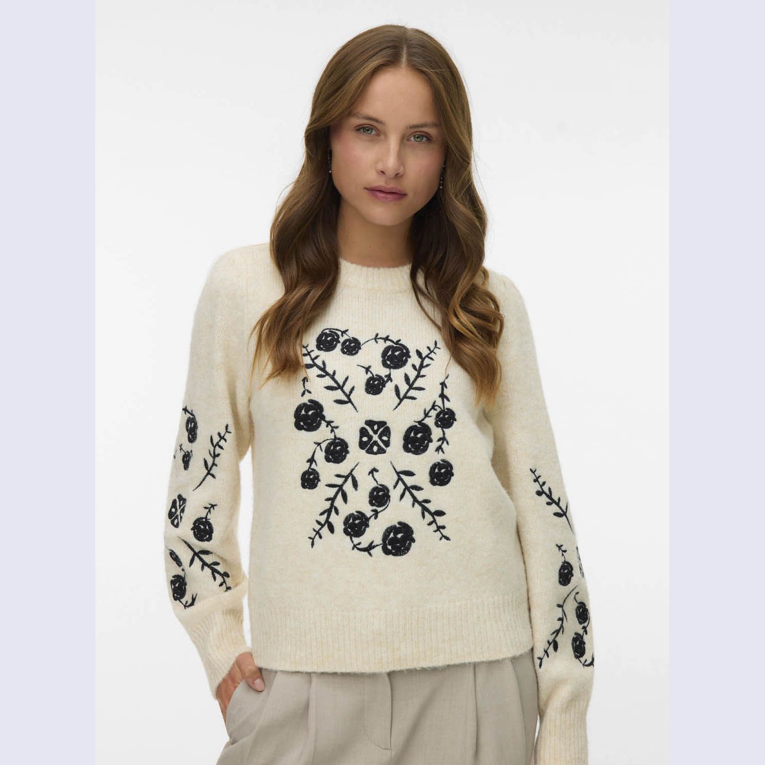 Vero Moda Muta Embrodery Pullover