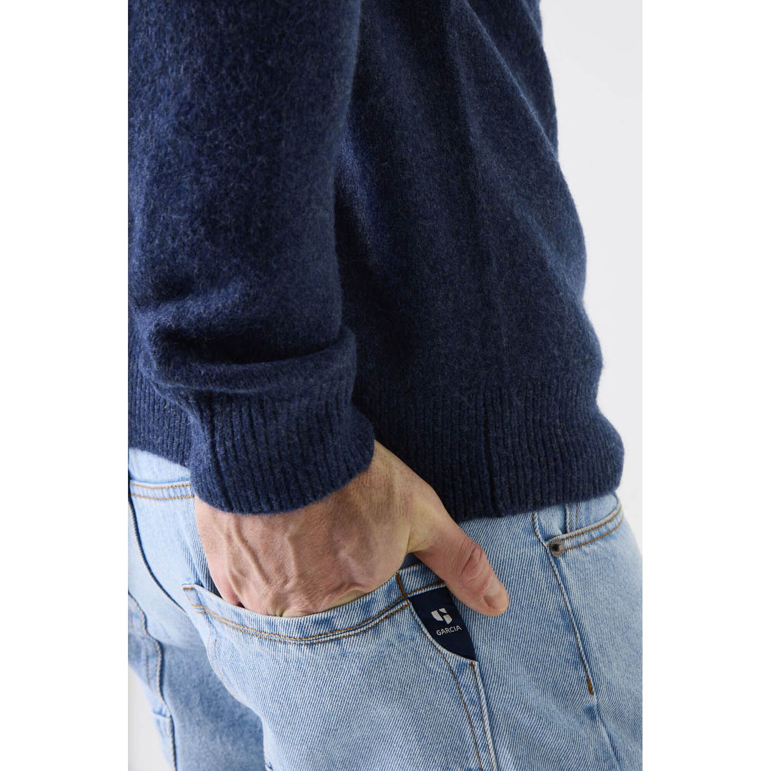 Garcia Men's Pullover