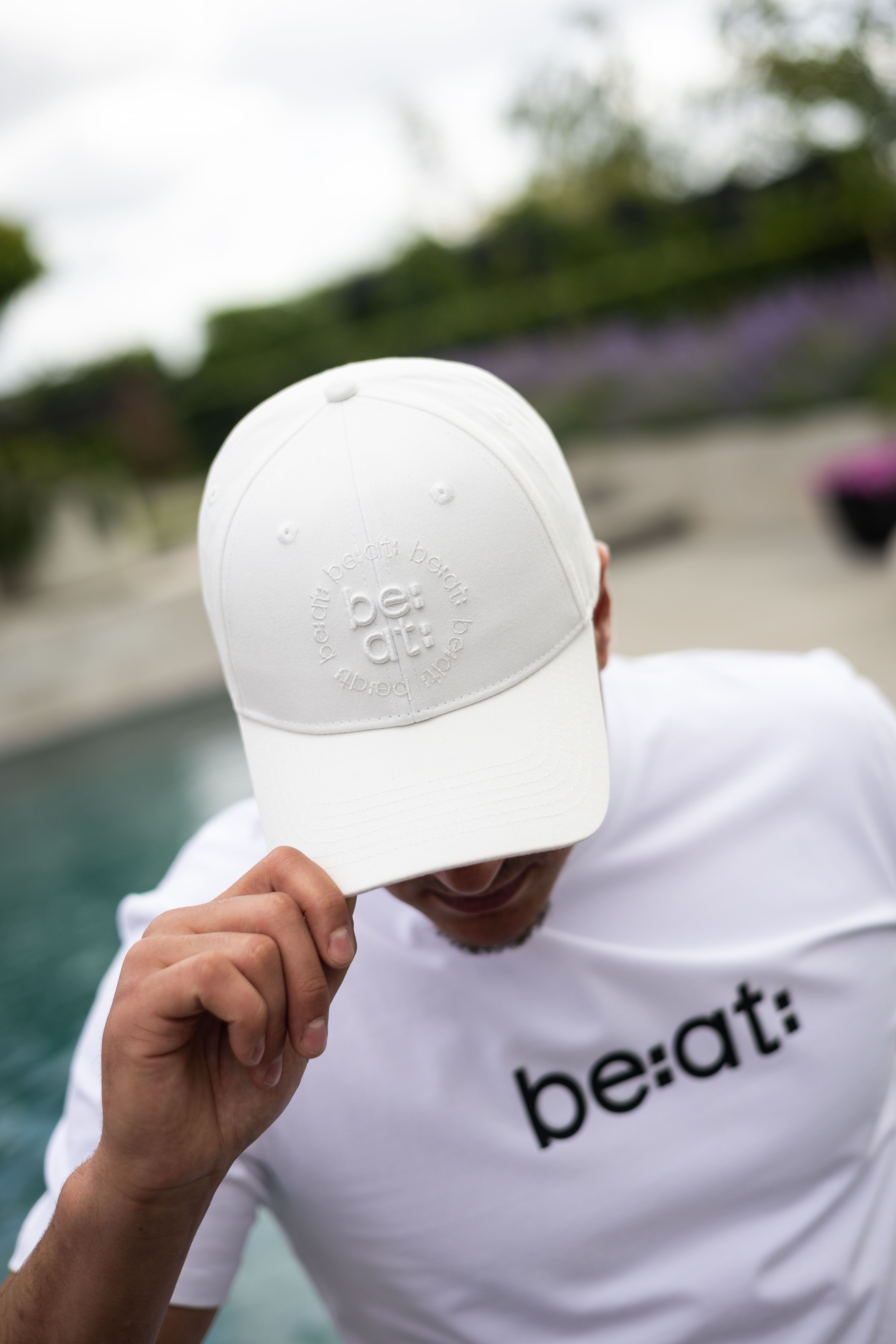 be:at: Chiel Cap
