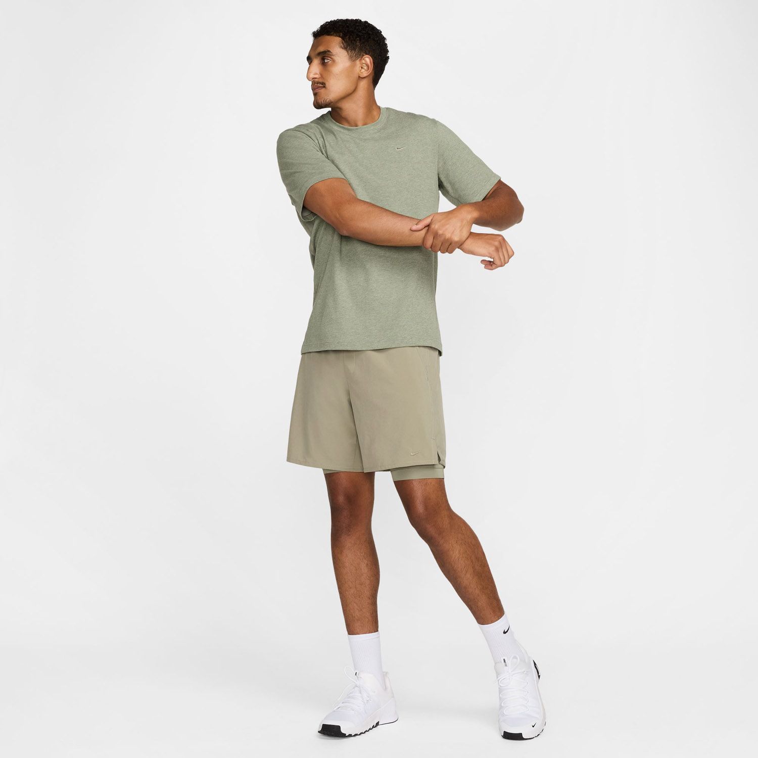 Nike Primary Tee