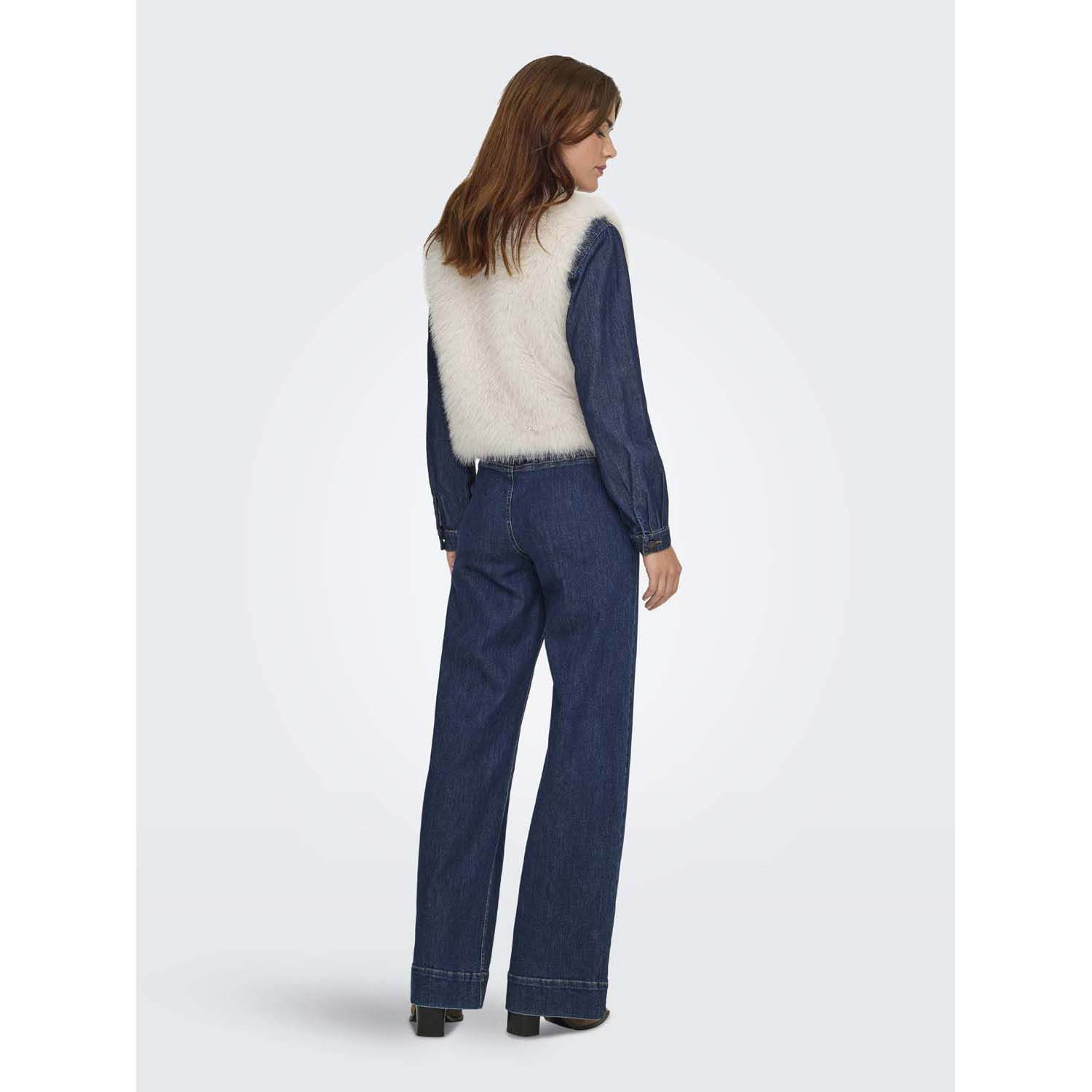 Jacqueline De Yong Ora Faux Fur Waistcoat 
