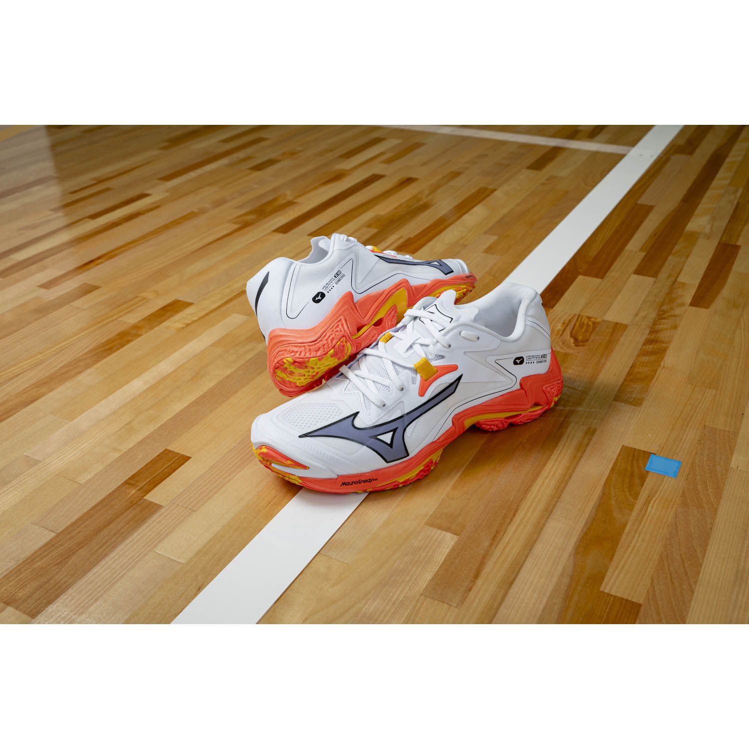 Mizuno Wave Lightning Z8