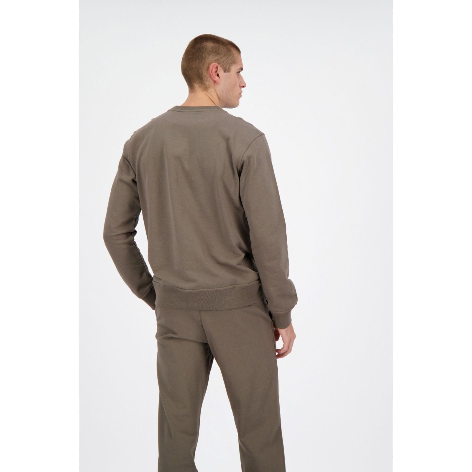 Airforce Basic Sweater