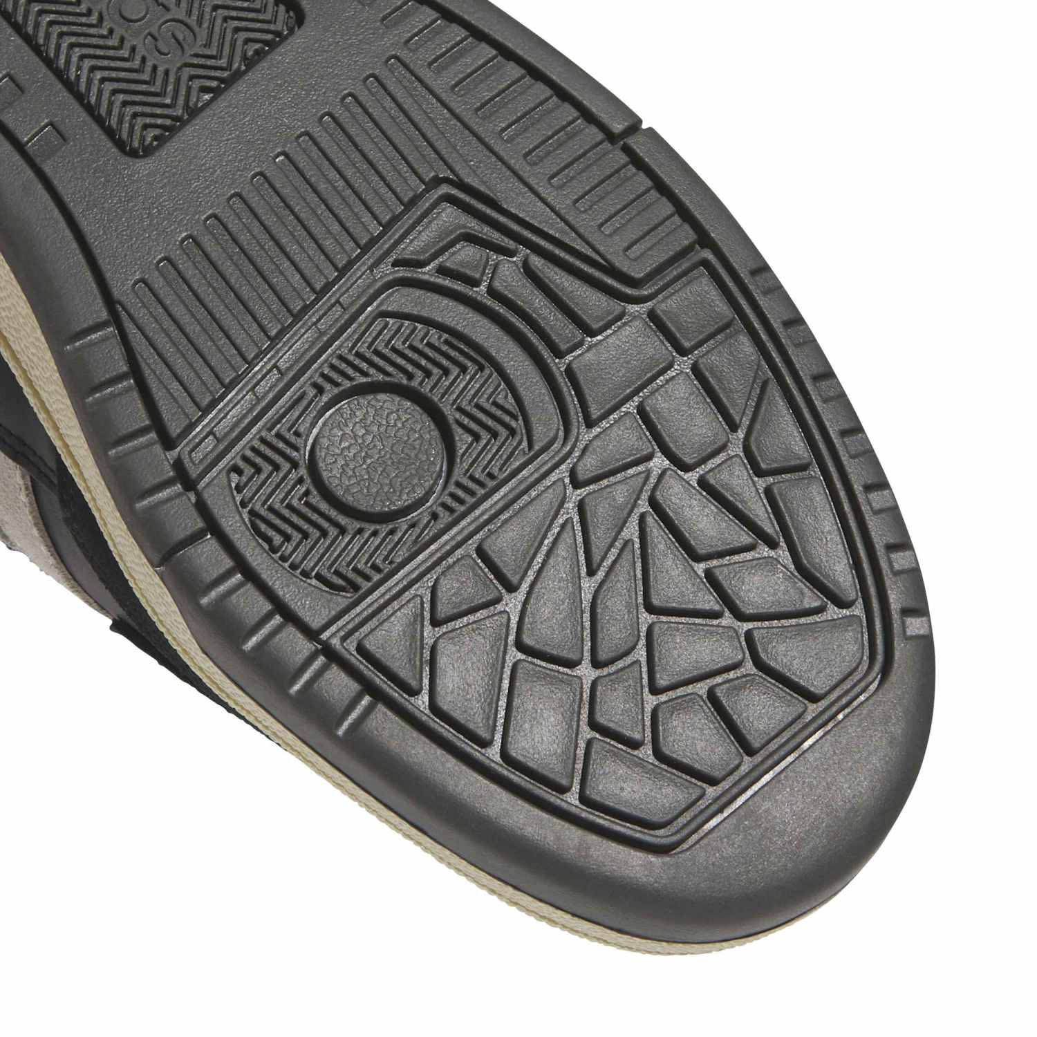 adidas Rapid Court Low