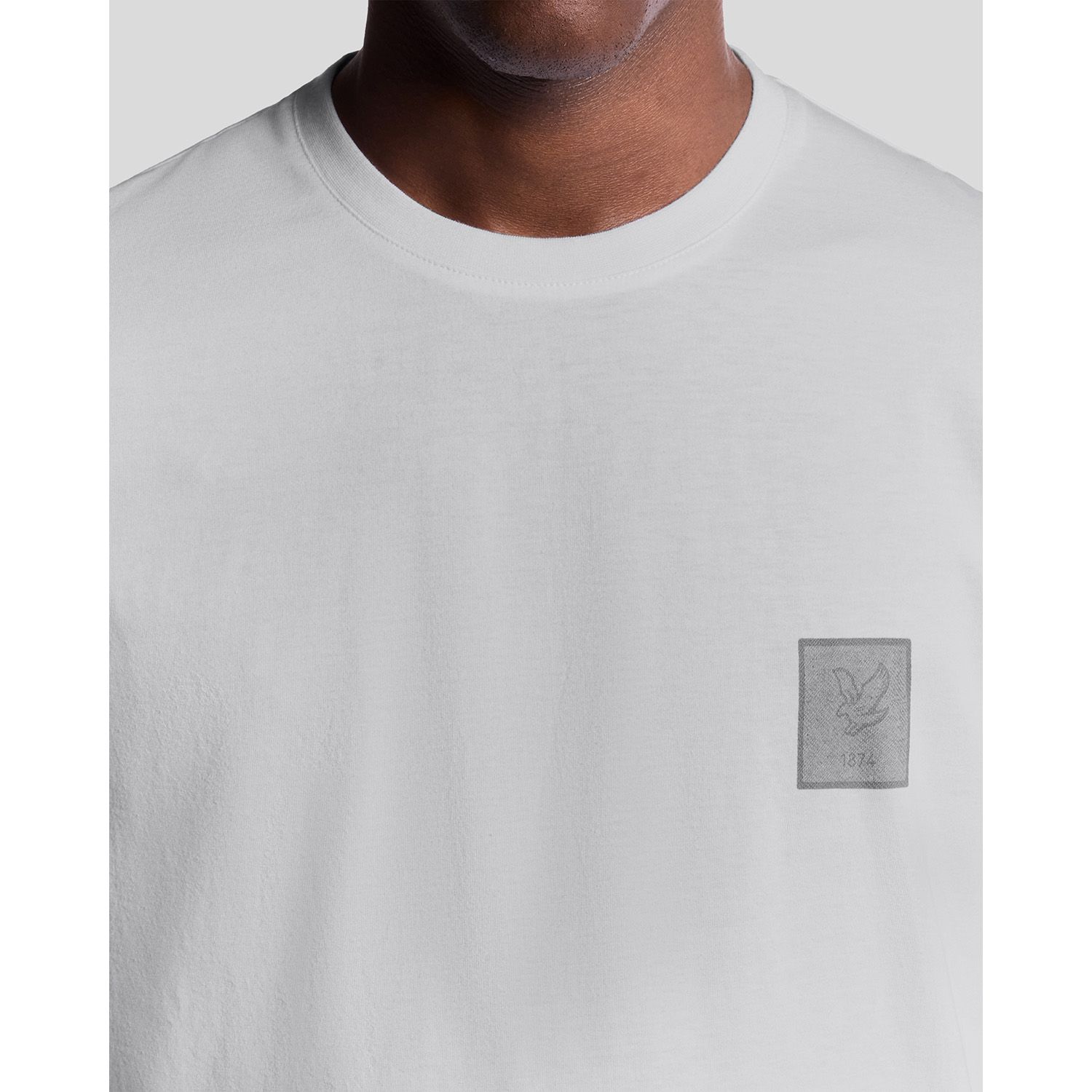 Lyle & Scott Rubberised Logo Graphic T-Shirt