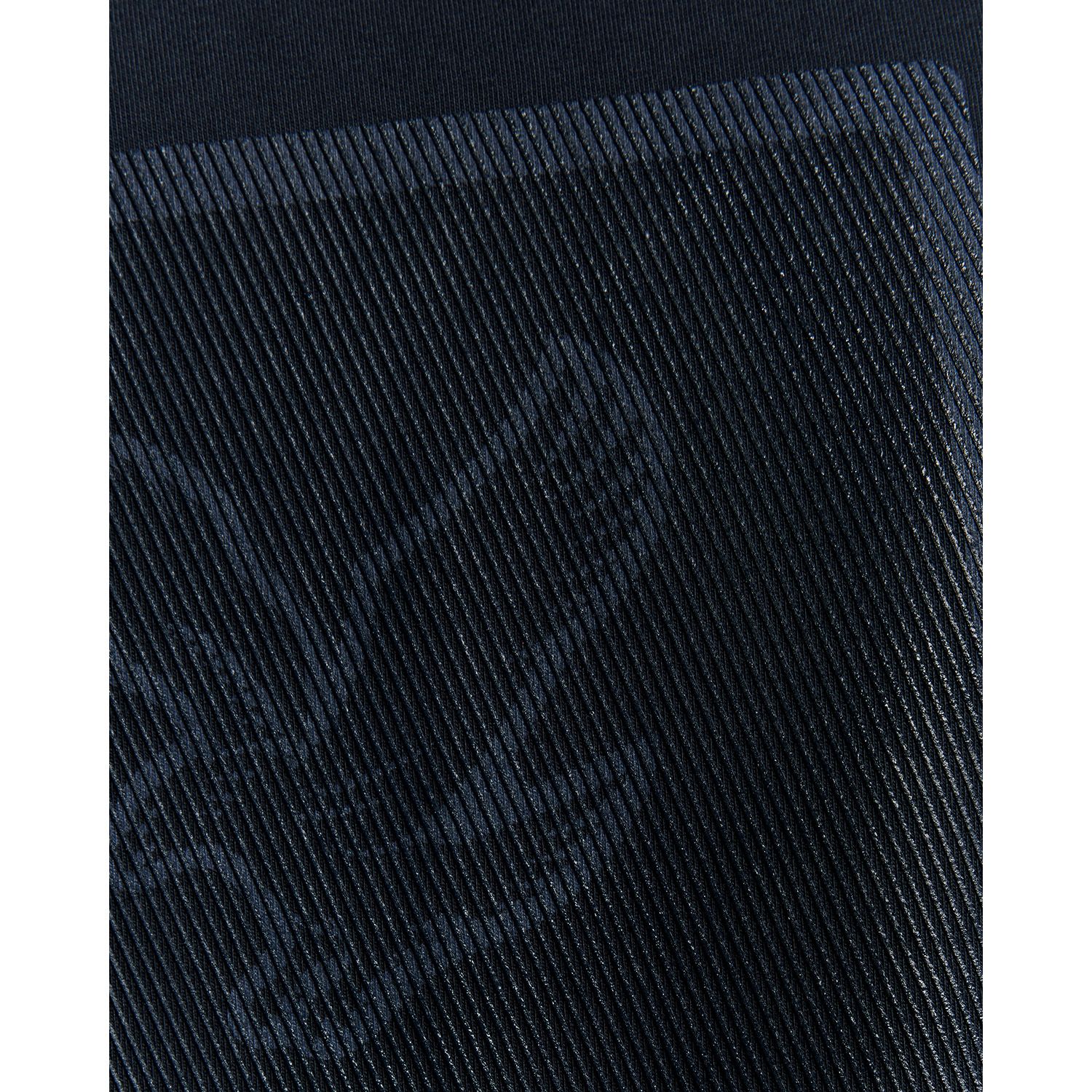 Lyle & Scott Rubberised Logo Graphic T-Shirt