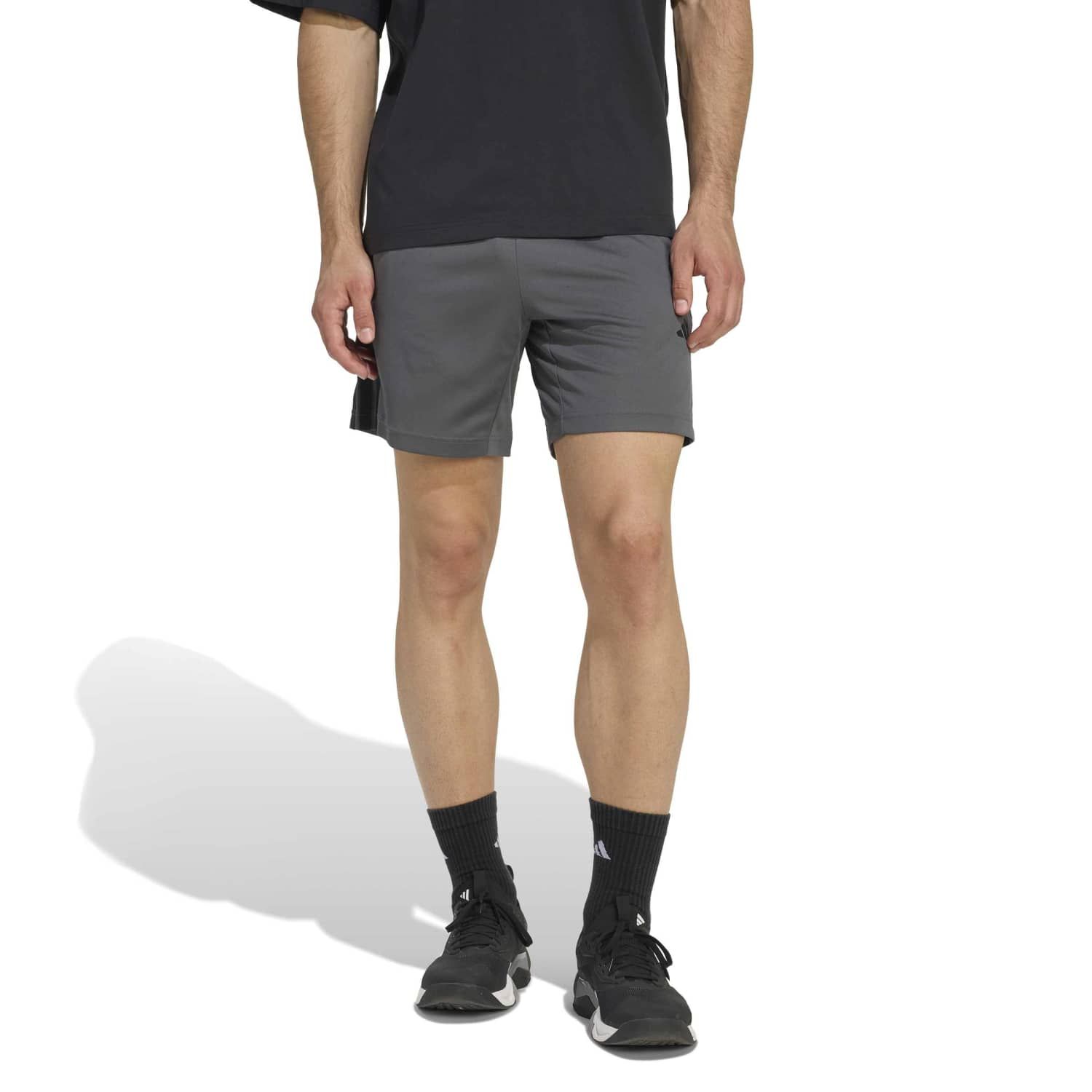 adidas Workout Essential Short 7 Inch