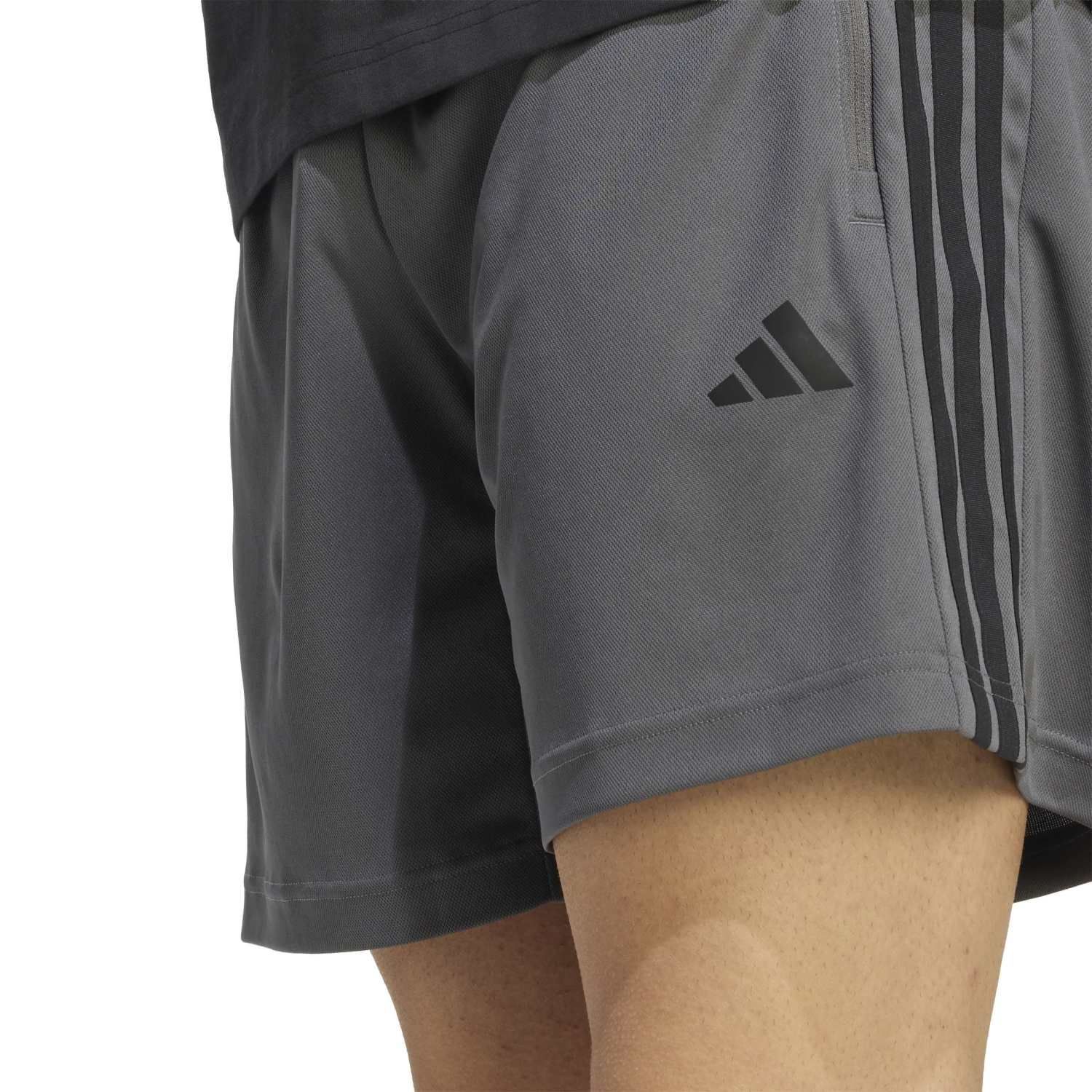 adidas Workout Essential Short 7 Inch