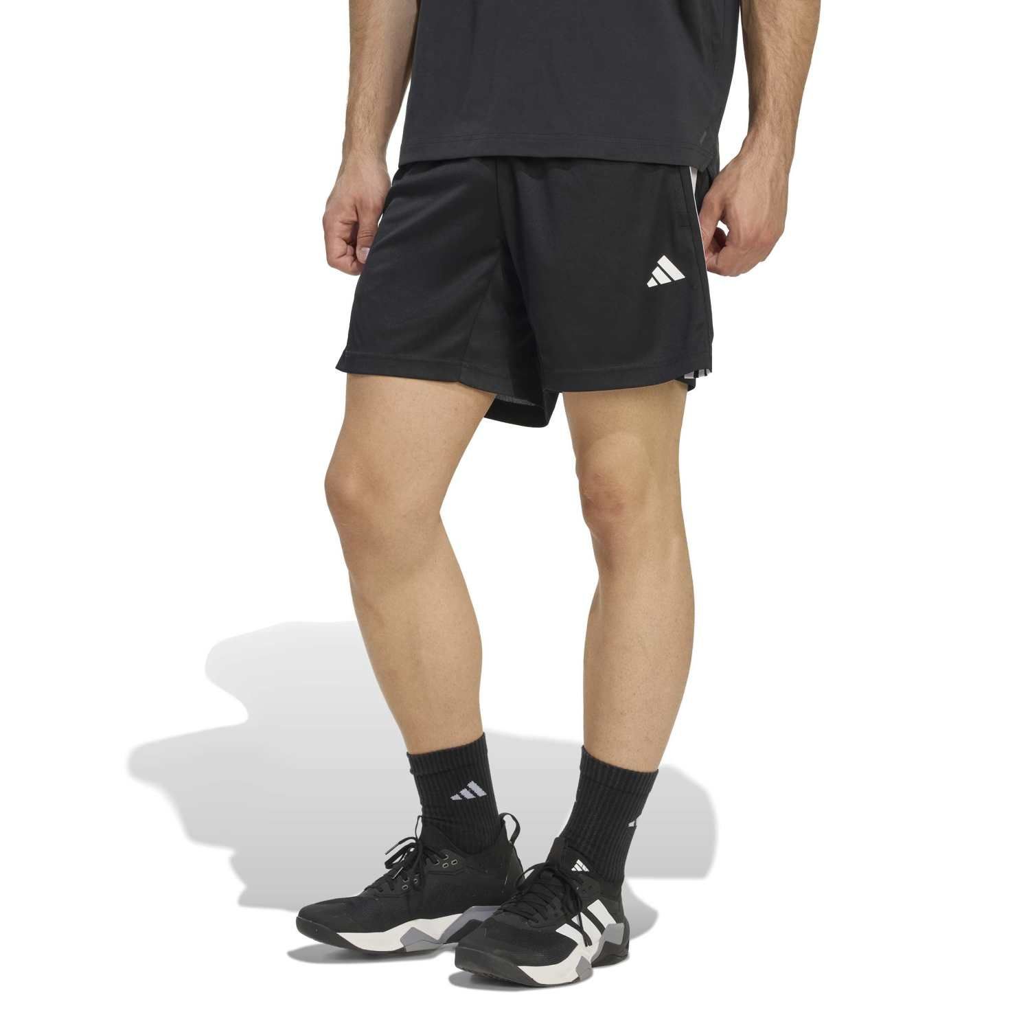 adidas Workout Essential Short 7 Inch