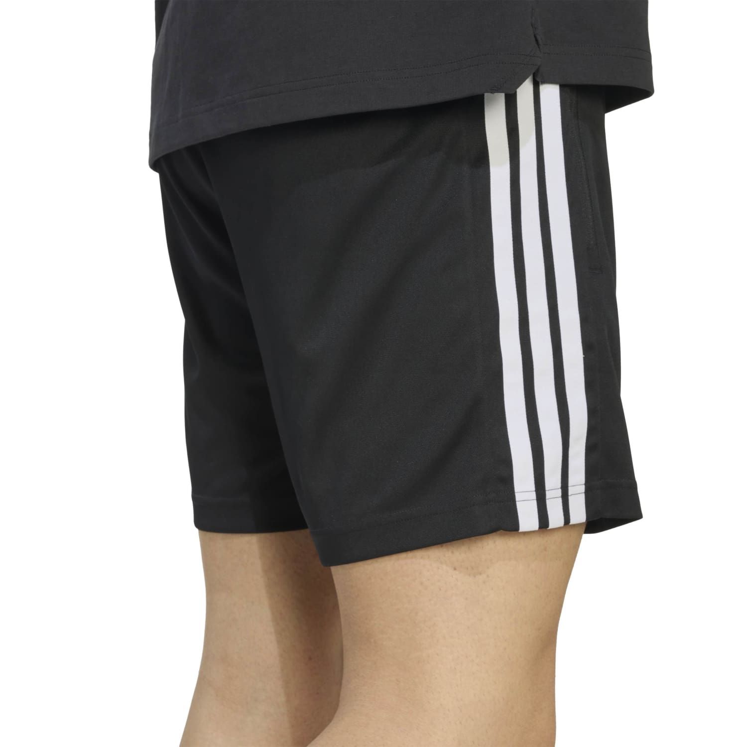 adidas Workout Essential Short 7 Inch