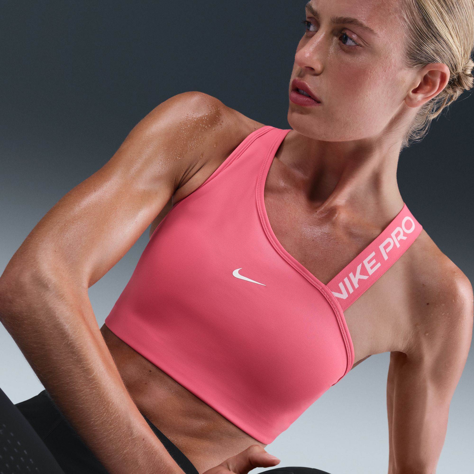 Nike Pro Swoosh Asymmetrical