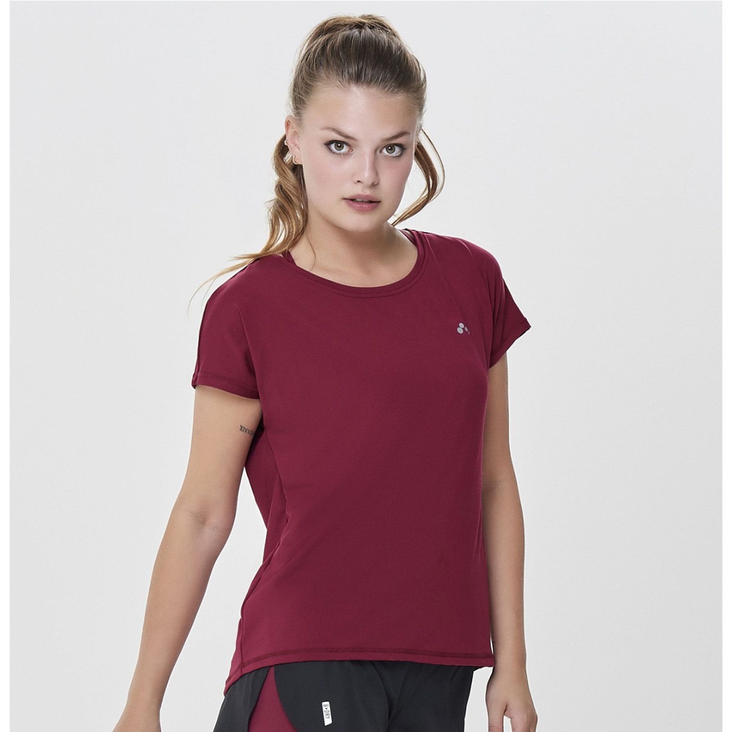 ONLY Play Aubree Life On Loose Tee