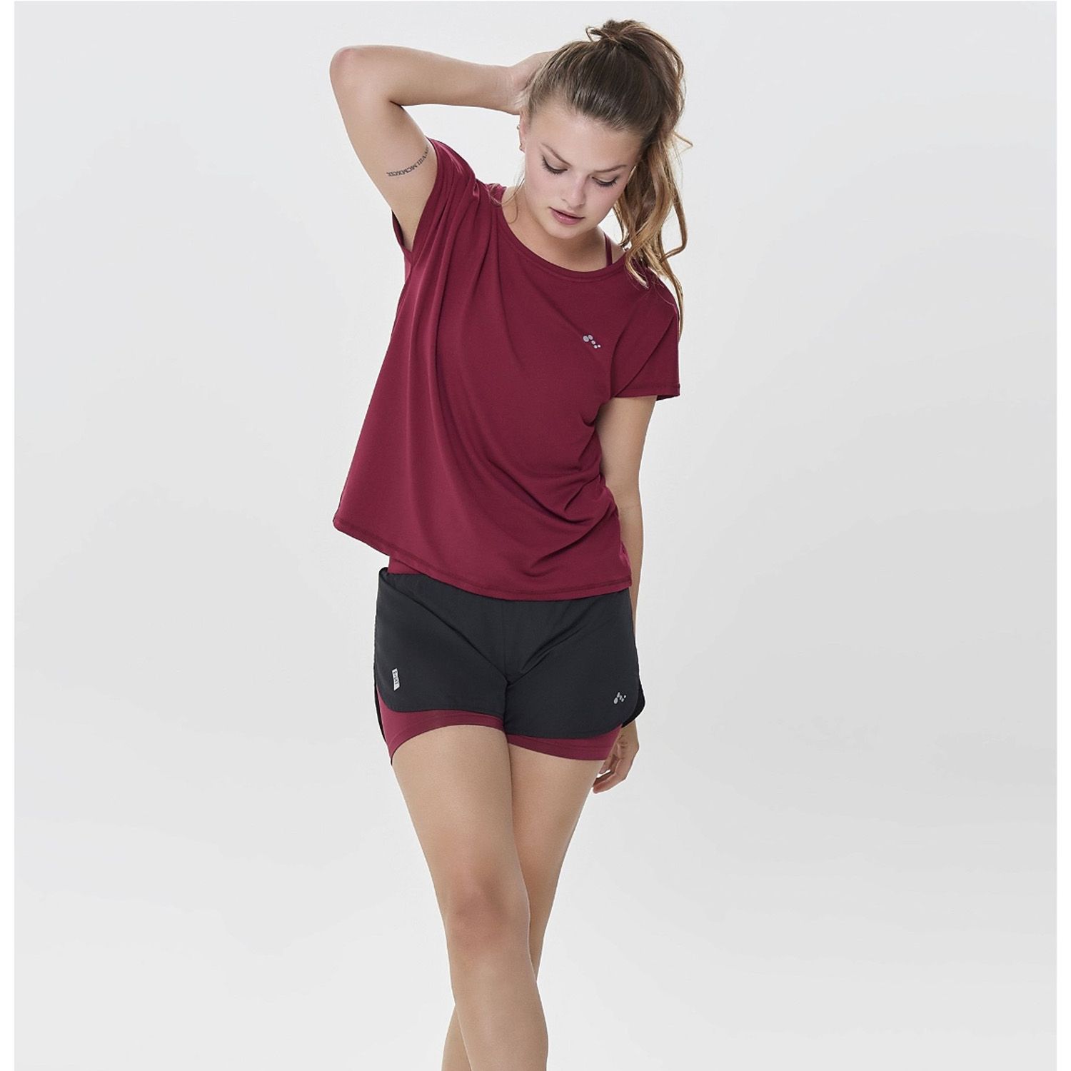 ONLY Play Aubree Life On Loose Tee