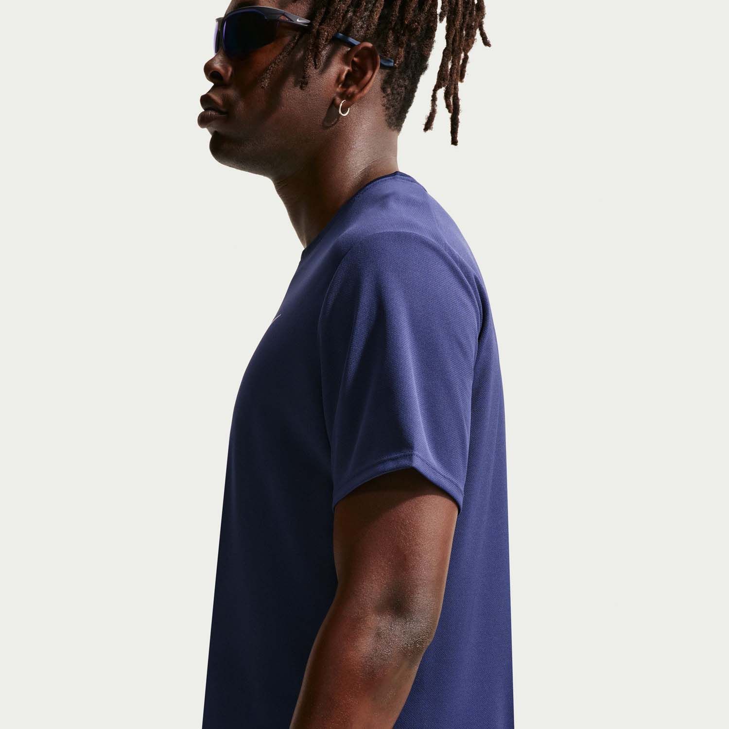 Nike Miler Short Sleeve Shirt