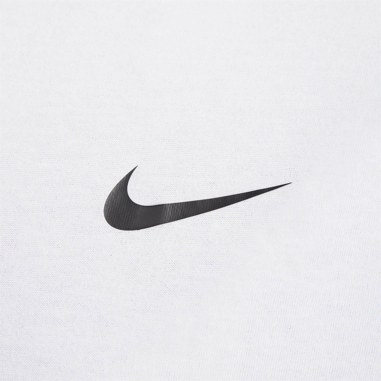 Nike Dri-FIT T-Shirt