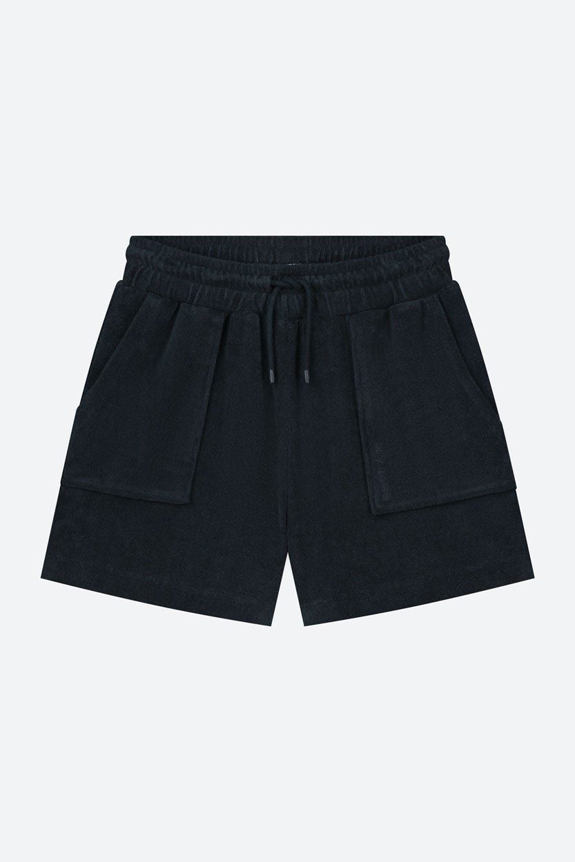 be:at: Eefje Short