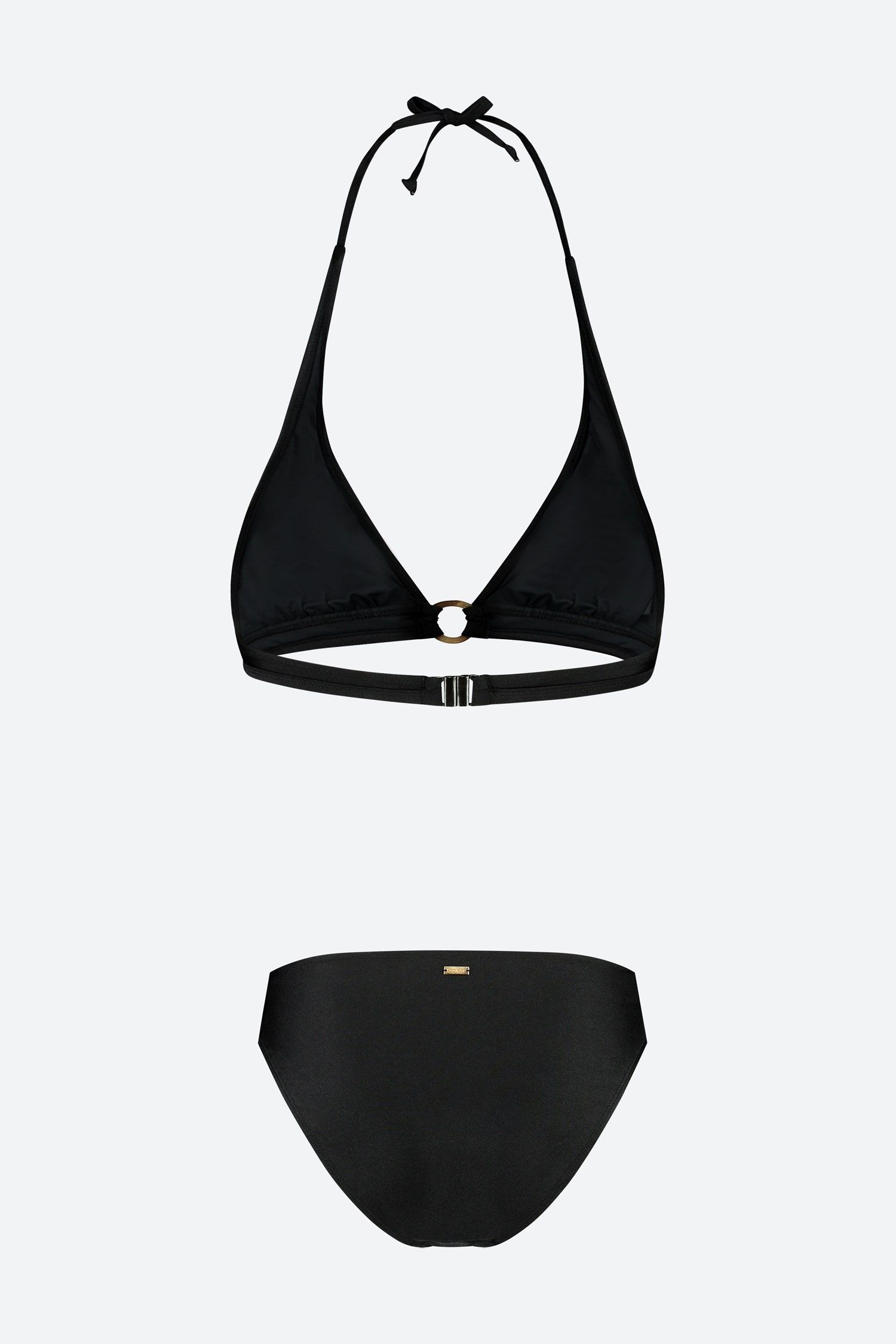 be:at: Essie Bikini 