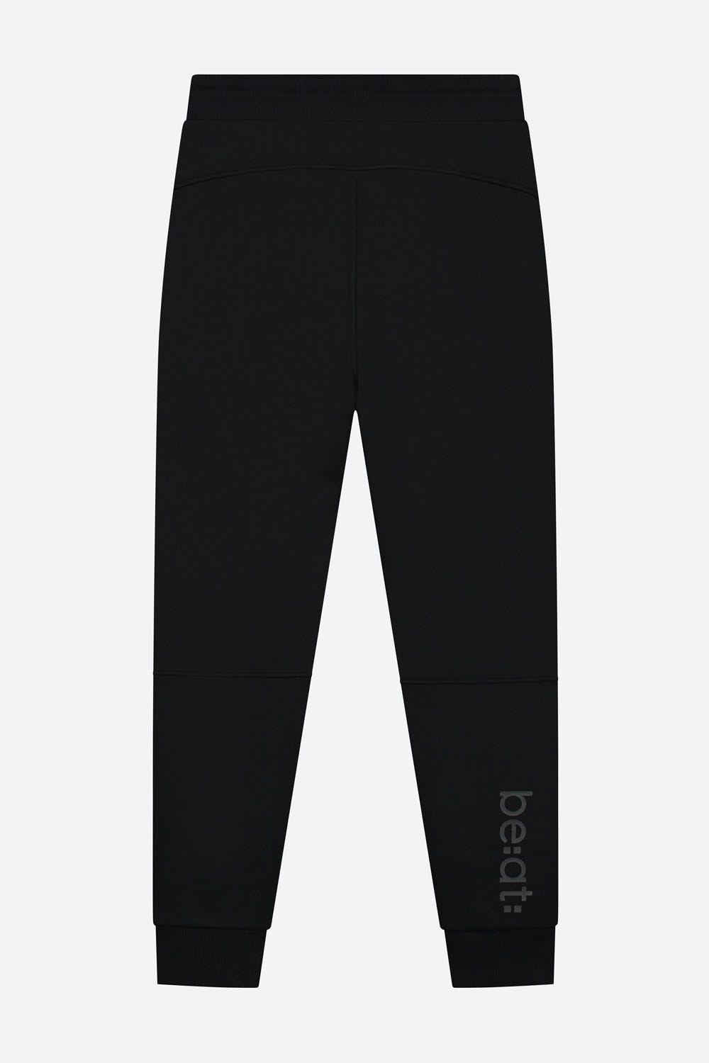 be:at: Boyn Sweatpants
