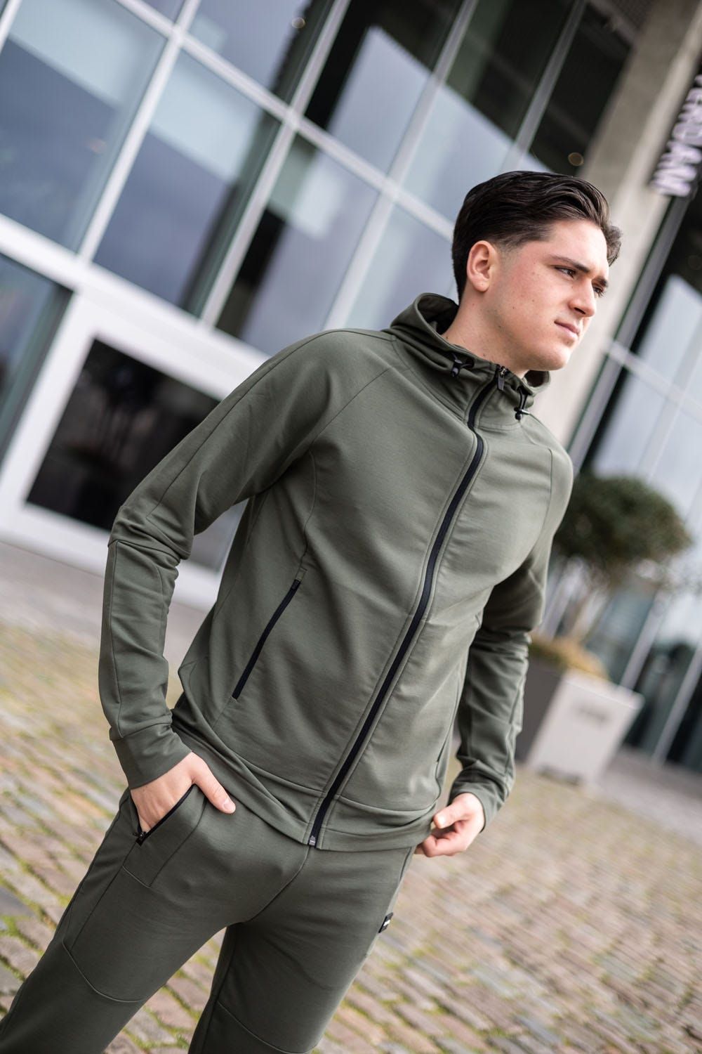 be:at: Dez Full Zip Hoodie