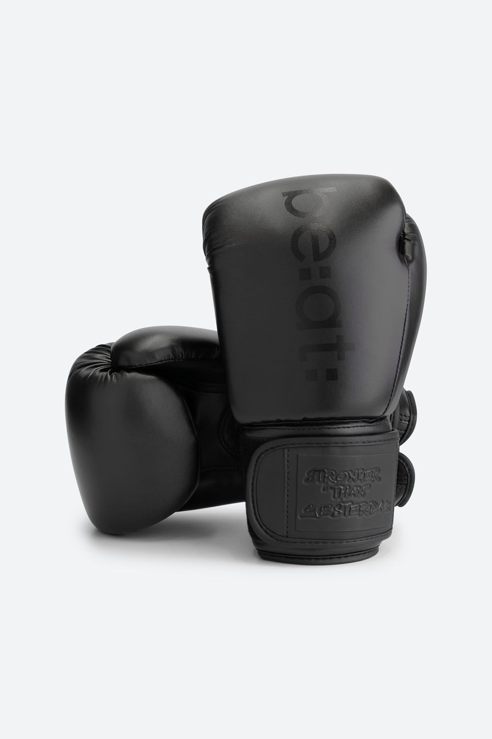 be:at: Round 1 Boxing Gloves