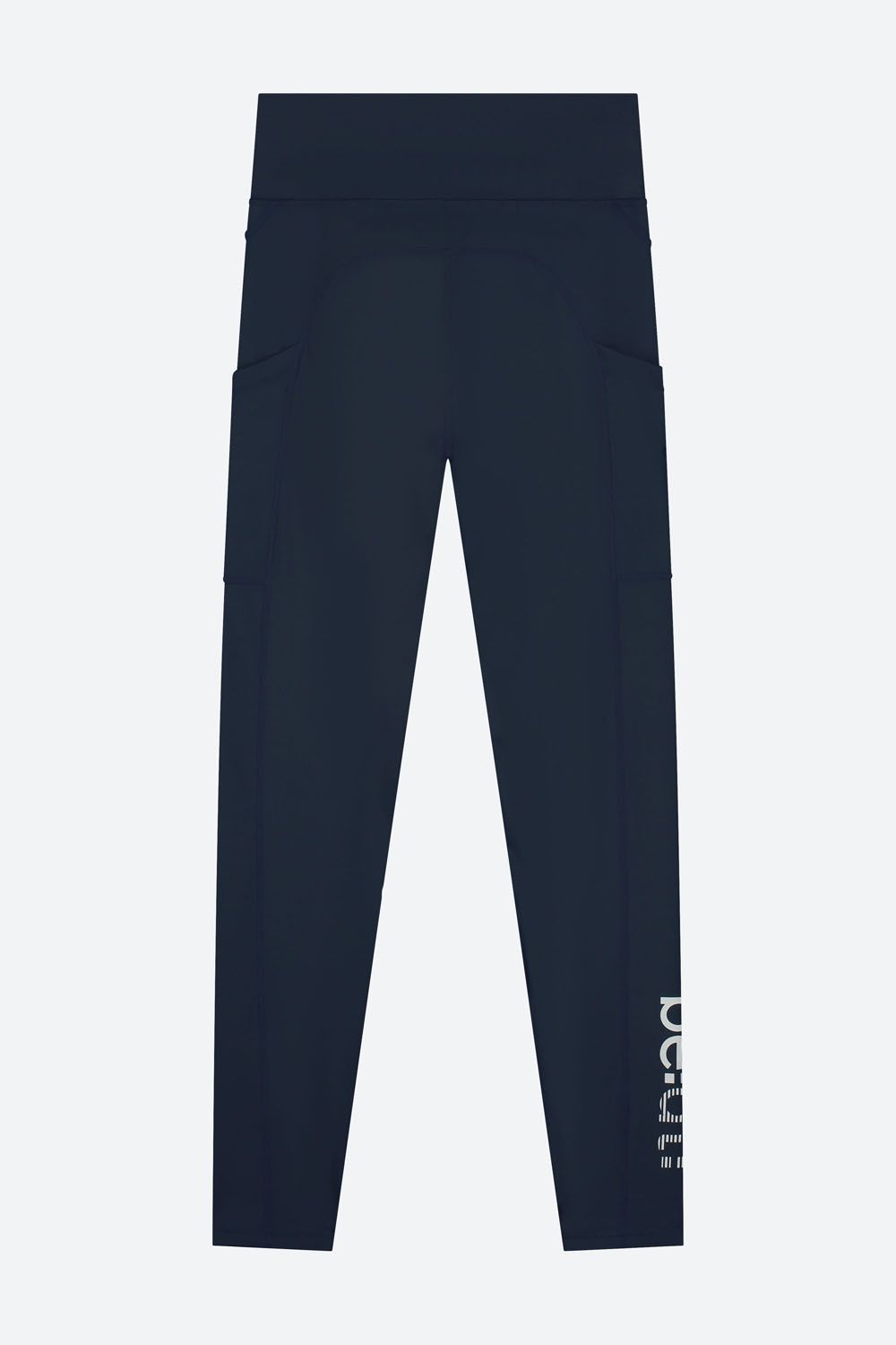 be:at: Corina Tight