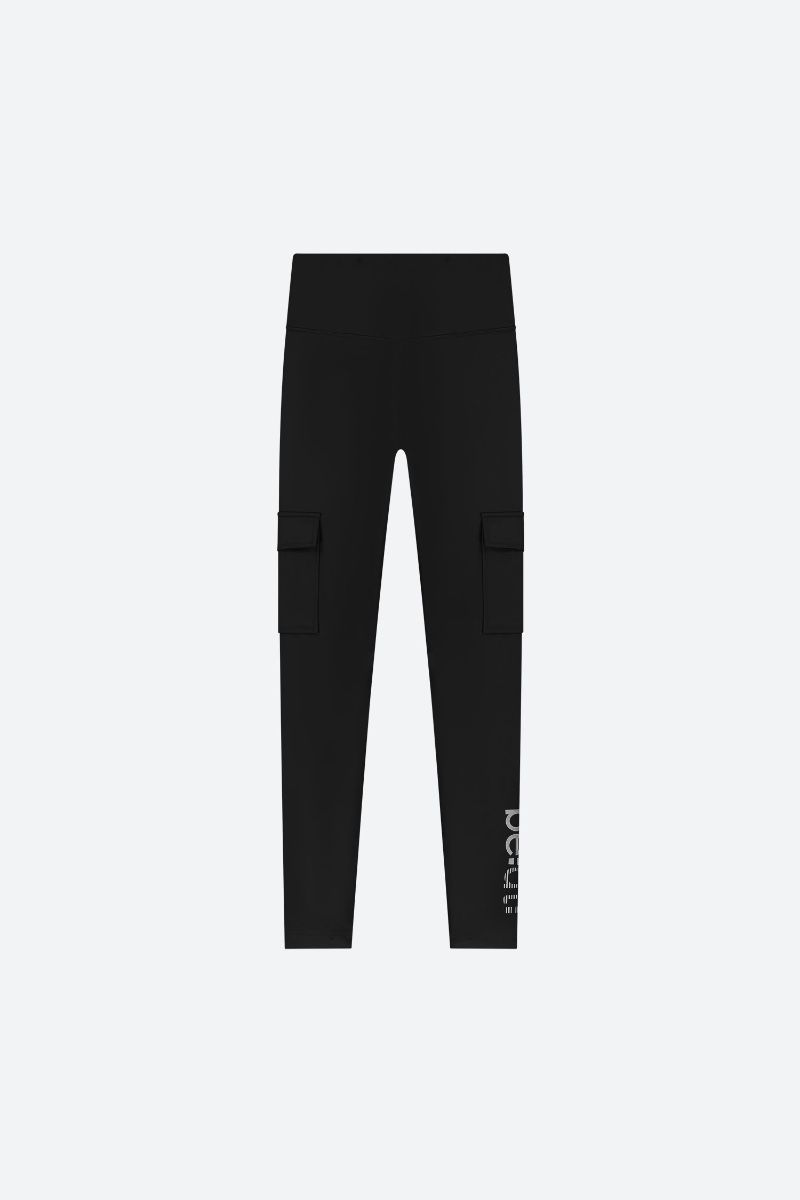 be:at Celia Tight