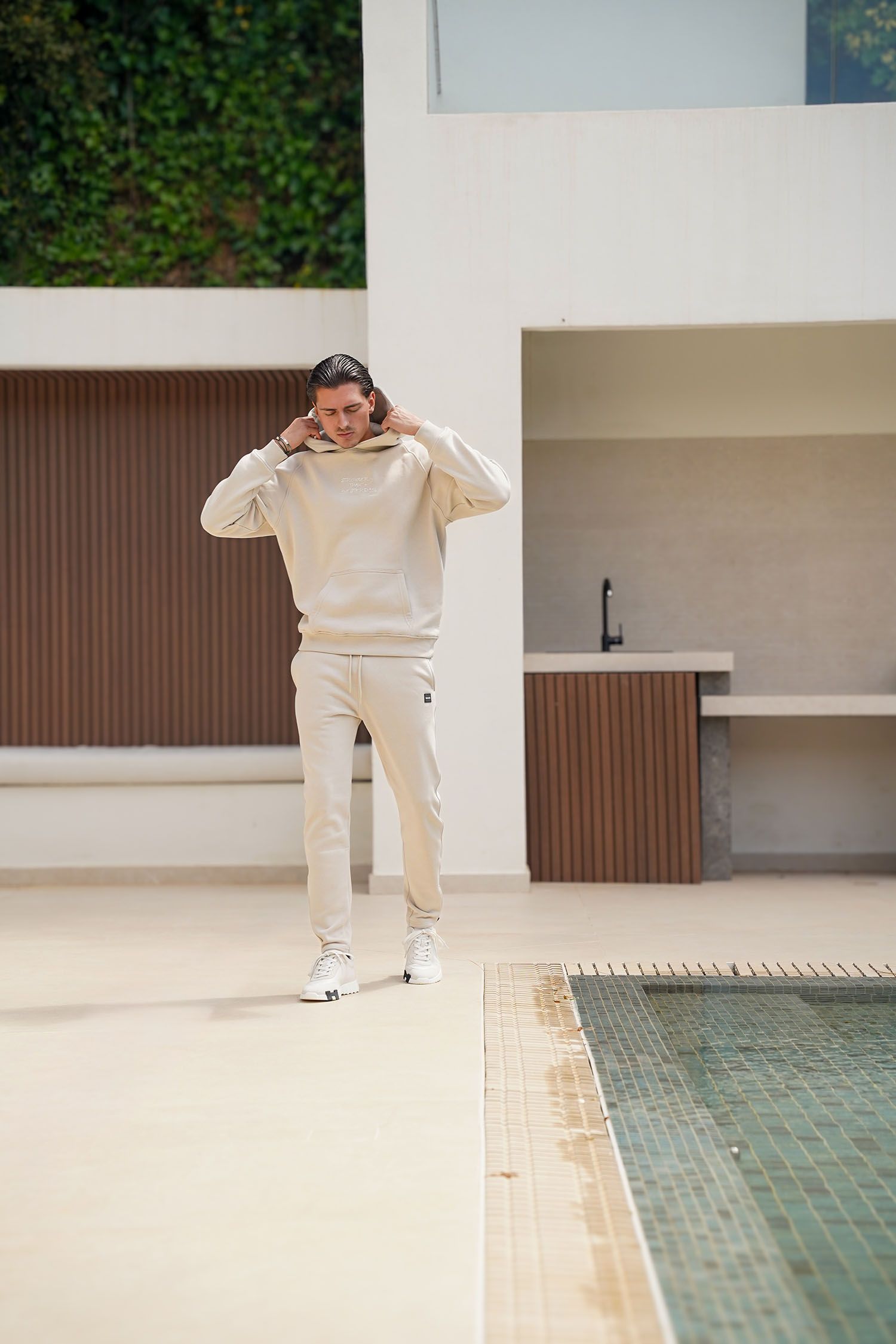 be:at Florenz Hoodie