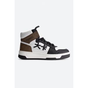 be:at: Kobe Sneaker