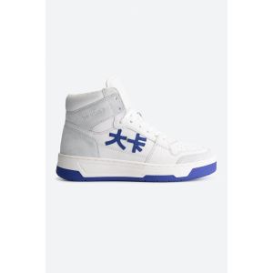 be:at: Kobe Sneaker